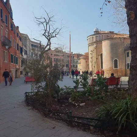 Gio's House البندقية